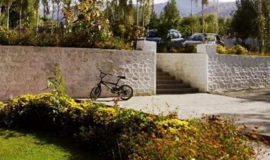 Hotel Jorchung Leh Zewnętrze zdjęcie