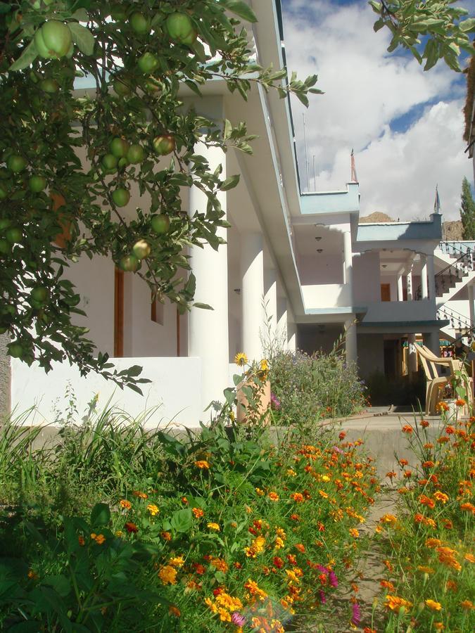Hotel Jorchung Leh Zewnętrze zdjęcie