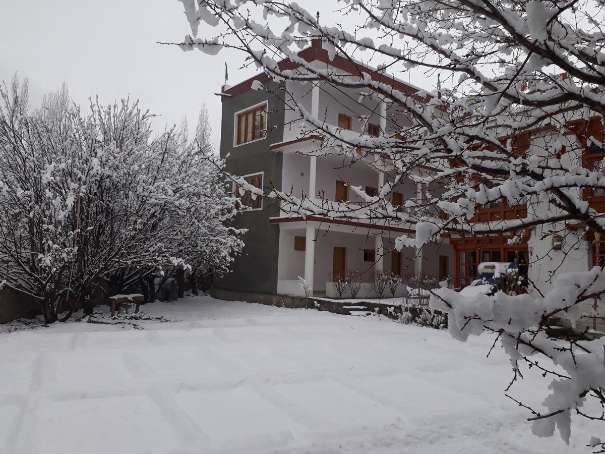 Hotel Jorchung Leh Zewnętrze zdjęcie